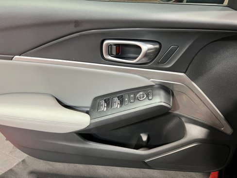 New 2025 Acura Integra image 16