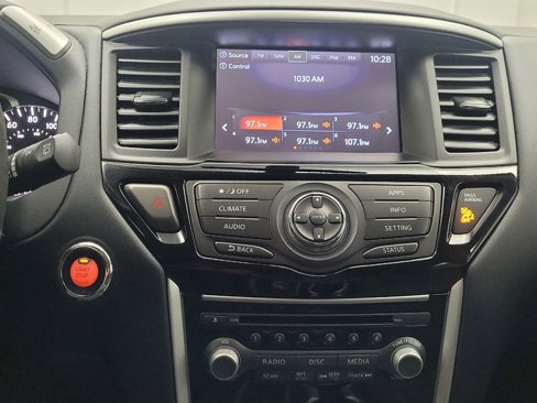 Used 2020 Nissan Pathfinder SV image 25
