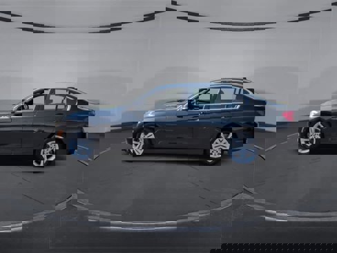Used 2017 BMW 330i xDrive Sedan image 4
