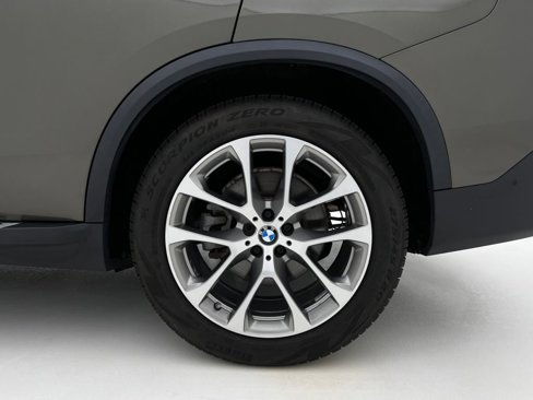 Used 2020 BMW X5 xDrive40i w/ Premium Package image 33