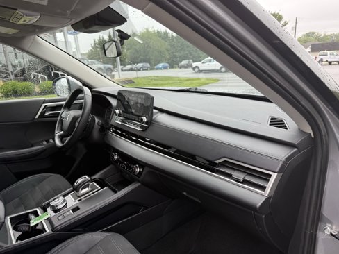 Used 2023 Mitsubishi Outlander SE image 41