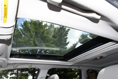 Used 2015 Subaru Forester 2.5i Touring w/ Eyesight & Navigation System image 38