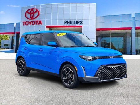 Used 2024 Kia Soul EX image 1
