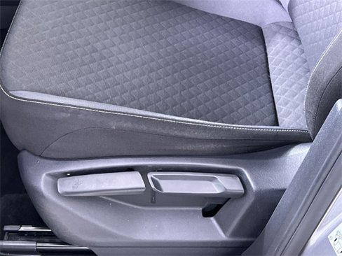 Used 2021 Volkswagen Tiguan S image 12
