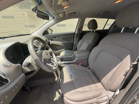 Used 2011 Kia Sportage LX w/ Convenience Pkg image 7
