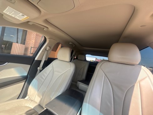 Used 2017 Lincoln MKX Reserve w/ Lincoln MKX Climate Package image 23