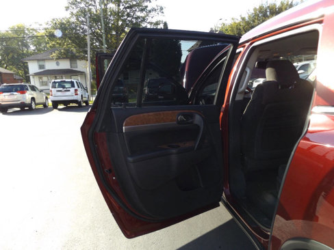 Used 2011 Buick Enclave CX w/ Driver Confidence Package image 20