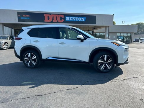 Used 2021 Nissan Rogue SL w/ Premium Package image 3