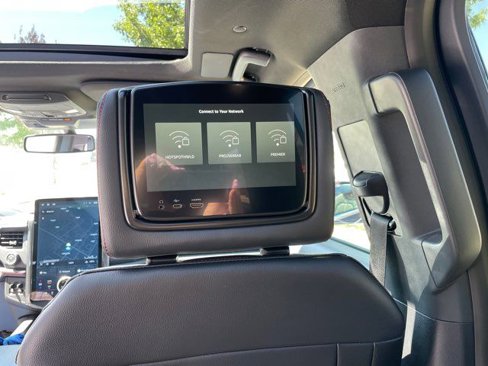 Used 2023 Ford Expedition Max Limited image 10