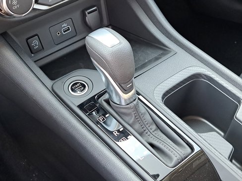 New 2025 Nissan Sentra S image 14