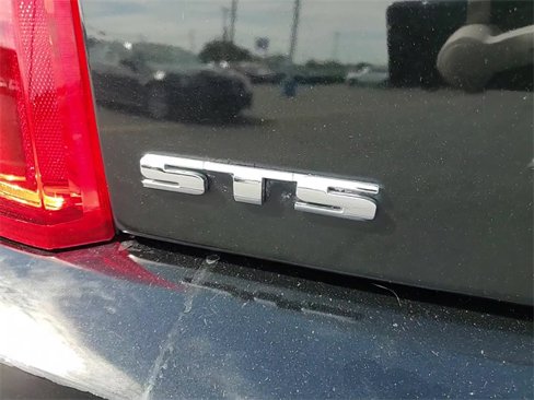 Used 2011 Cadillac STS Luxury image 7