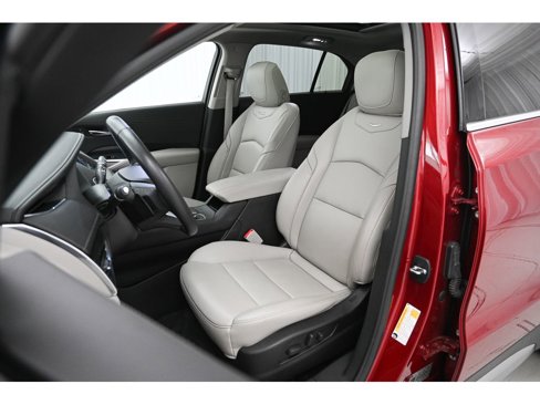Used 2020 Cadillac XT4 Premium Luxury w/ Cold Weather Package image 10