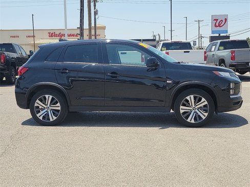Used 2024 Mitsubishi Outlander Sport LE image 12