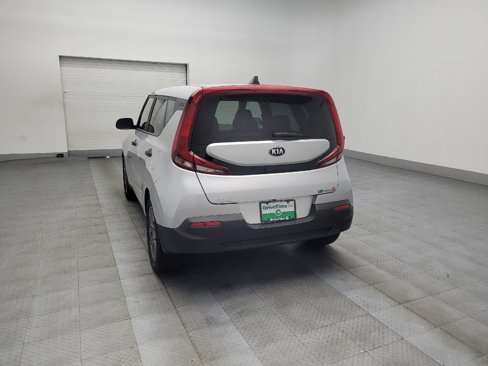 Used 2021 Kia Soul S image 5