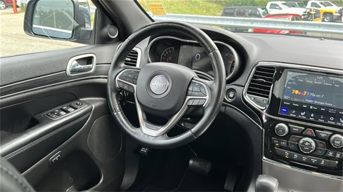 Used 2020 Jeep Grand Cherokee Limited image 26