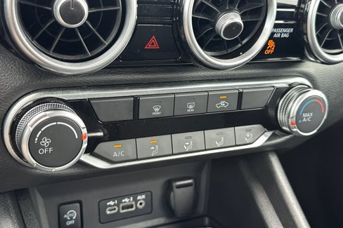 Certified 2024 Nissan Sentra SV image 19