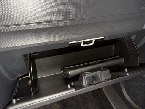 Used 2011 Dodge Nitro SE image 27