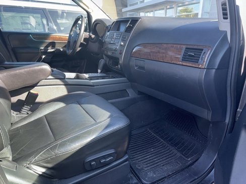 Used 2010 Nissan Armada Platinum w/ Captain Seat Pkg image 8