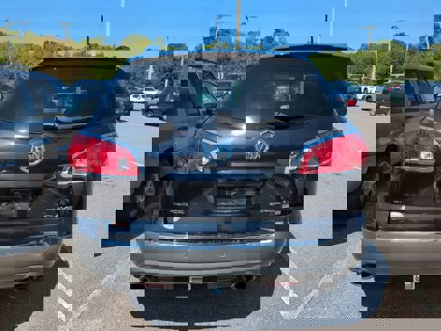 Used 2009 Buick Enclave CXL w/ Entertainment Package #2 image 4