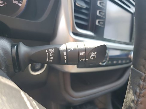 Used 2016 Toyota Highlander XLE image 35