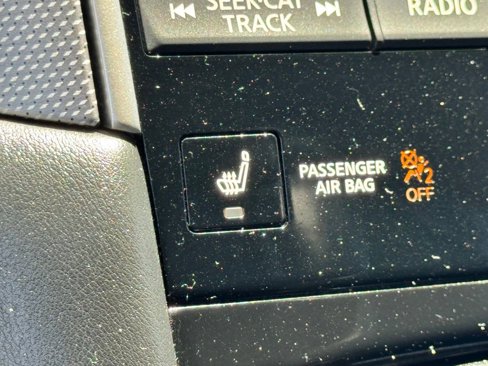 Used 2016 INFINITI Q50 Premium image 31