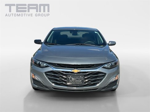 Used 2024 Chevrolet Malibu LT image 2