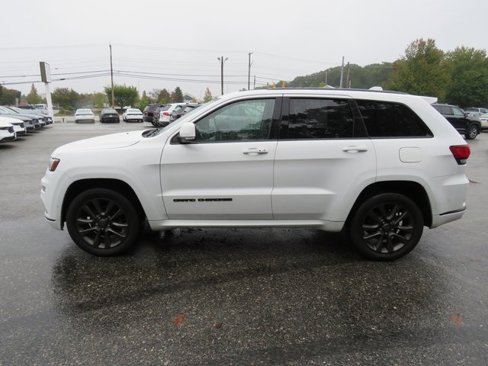 Used 2018 Jeep Grand Cherokee High Altitude image 2