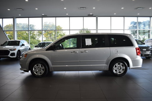 Used 2012 Dodge Grand Caravan SE image 8