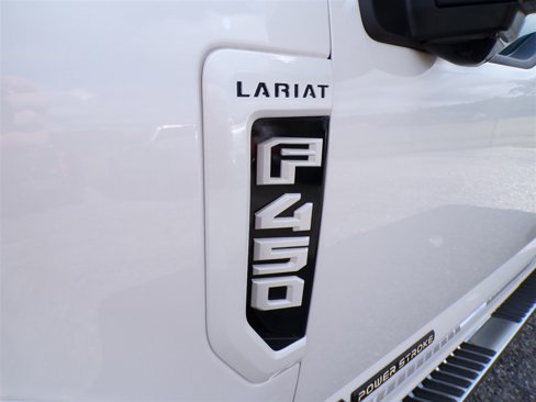 Used 2019 Ford F450 Lariat w/ Lariat Ultimate Package image 18