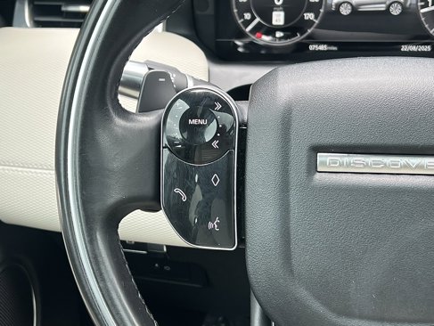 Used 2020 Land Rover Discovery Sport SE R-Dynamic image 38