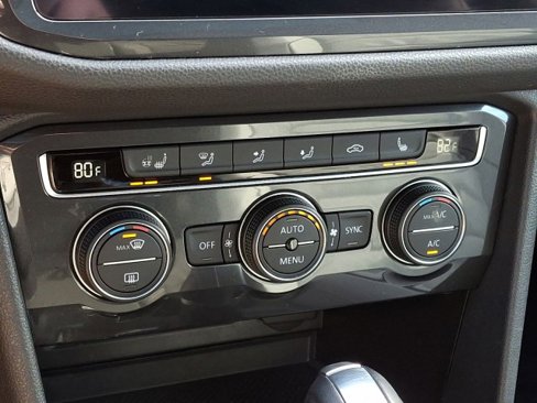 Used 2019 Volkswagen Tiguan SEL Premium image 23