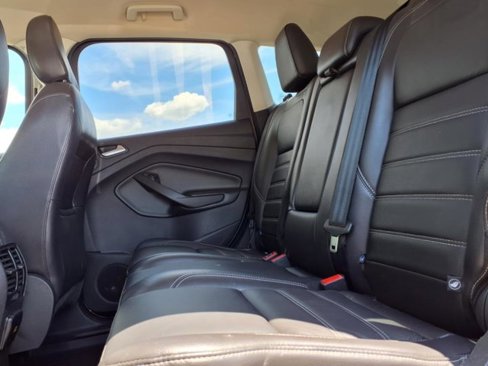 Used 2019 Ford Escape Titanium image 13