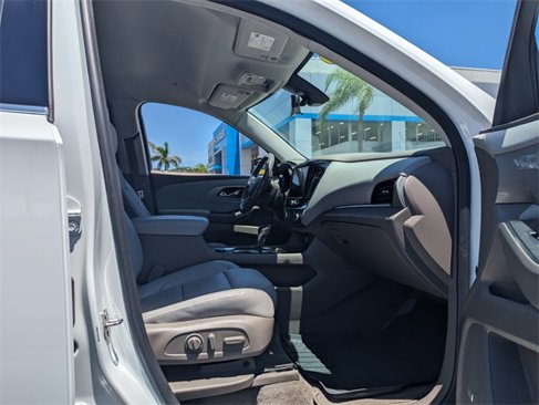 Used 2021 Chevrolet Traverse LT w/ LT Premium Package image 20