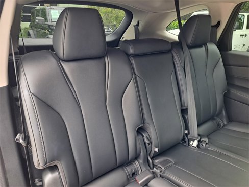 Used 2023 Acura MDX FWD image 16