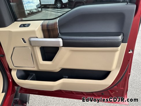 Used 2015 Ford F150 Lariat w/ Equipment Group 501A Mid image 19