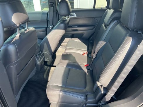 Used 2015 Ford Explorer Limited w/ Equipment Group 302A image 18
