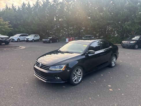 Used 2017 Volkswagen Jetta SEL image 3