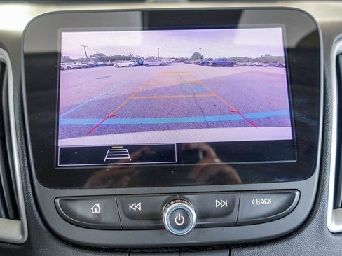Used 2023 Chevrolet Malibu LT image 21