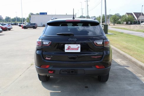 Used 2022 Jeep Compass Trailhawk w/ Trailhawk Elite Group image 4