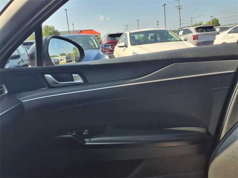 Certified 2022 Kia K5 GT-Line image 32