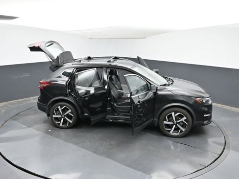 Used 2021 Nissan Rogue Sport SL image 26