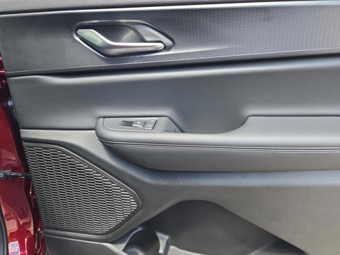 New 2025 Jeep Grand Cherokee L Laredo image 33