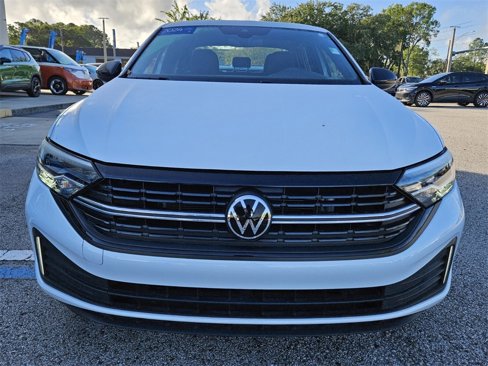 Certified 2024 Volkswagen Jetta Sport image 22
