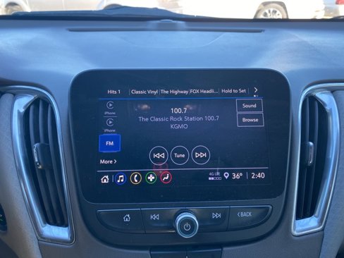 Used 2021 Chevrolet Malibu LT image 22
