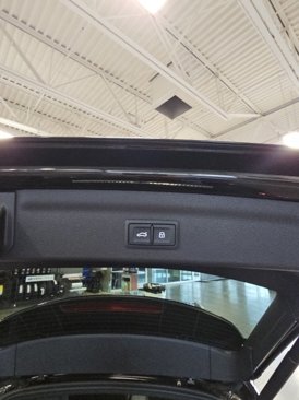 Used 2023 Audi Q3 2.0T Premium image 34