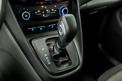 Used 2022 Ford Transit Connect XL image 17