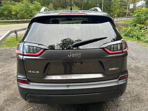 Used 2020 Jeep Cherokee Latitude Plus image 4