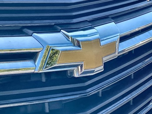 Used 2022 Chevrolet Equinox LT w/ LPO, Cargo Package image 30