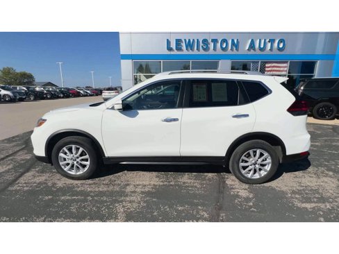 Used 2020 Nissan Rogue SV image 5