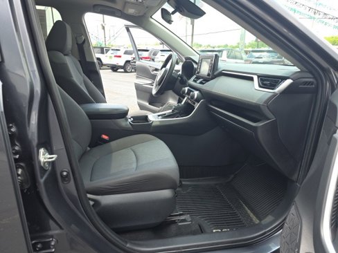 Used 2019 Toyota RAV4 XLE image 33